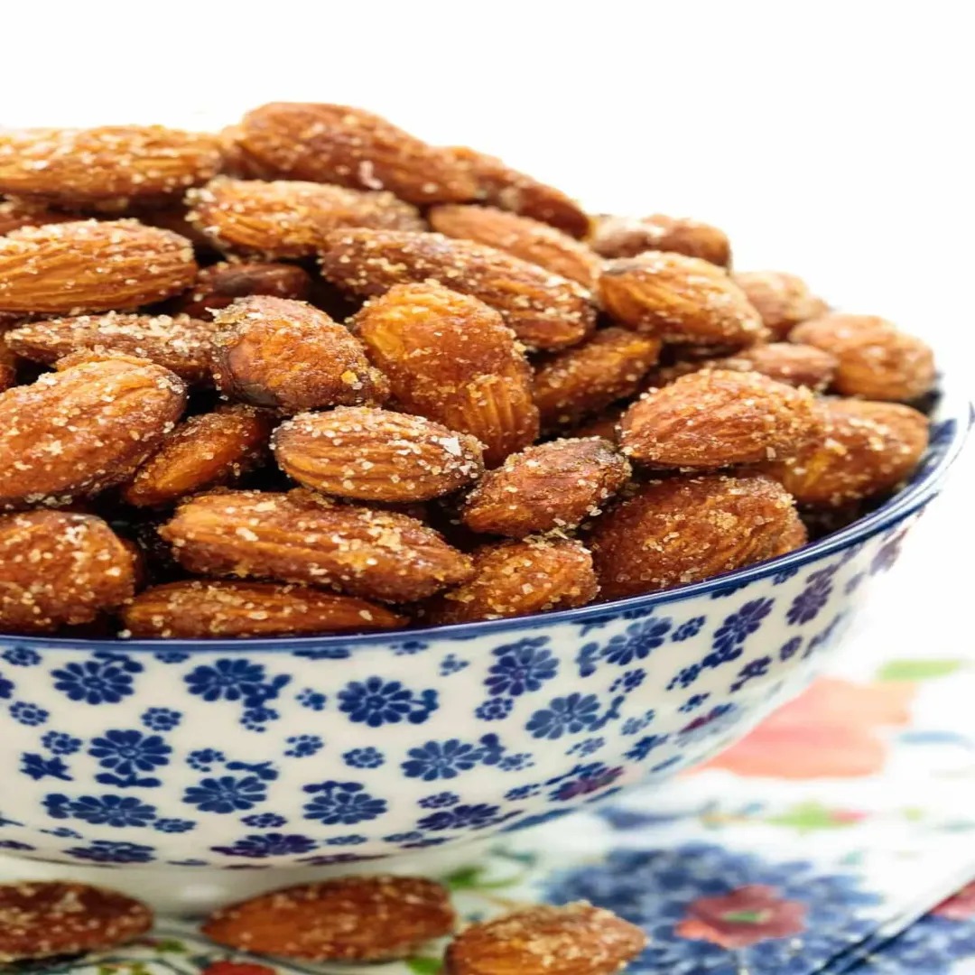 Sweet-and-Spicy-Roasted-Almonds-4